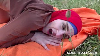 play araboaica adolescenta face sex pervers cu prietenul ei cu penis mare si hardcore