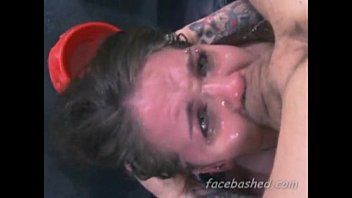 play The French woman feels the need for money and lets a pensioner fuck her in the throat