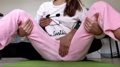 play Étape des frères et sœurs Fingering Game: petit orgasme d'adolescent asiatique titulaire