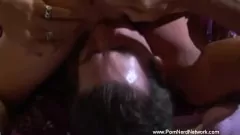 play Trio con doppia penetrazione con bionde e rosse pornostar